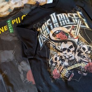4 Rock memorabilia T-shirts